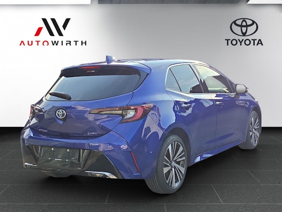 Vehicle image 4 Vehicle image 4