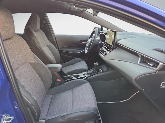 Vehicle image 15 Vehicle image 15