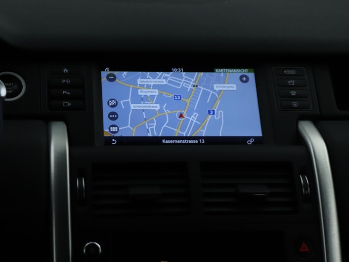 Vehicle image LAND ROVER DISCOVERY SPORT