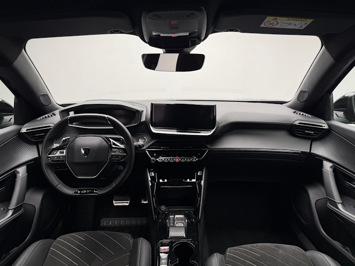 Vehicle image PEUGEOT 2008