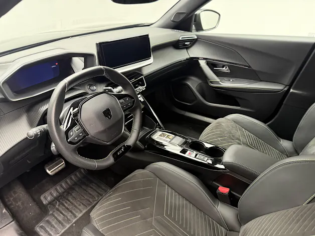 Peugeot 2008 1.2 PureTech 130 GT