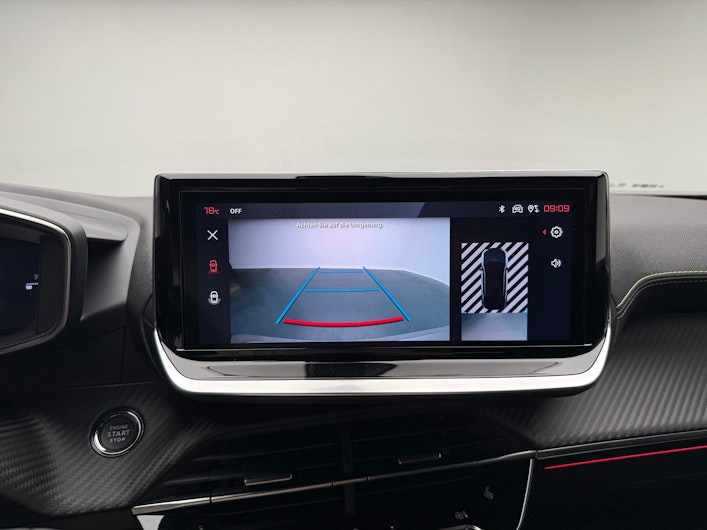 Vehicle image PEUGEOT 2008