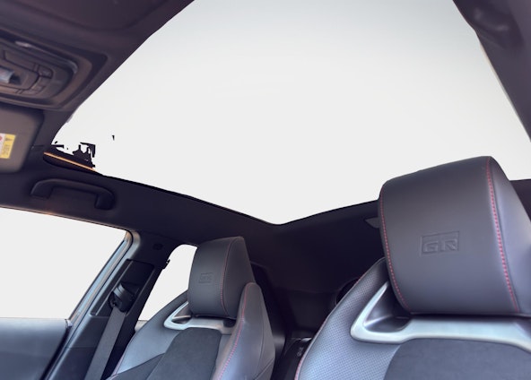 Vehicle image 19 Vehicle image 19