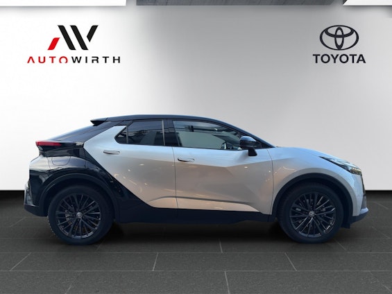 Vehicle image 3 Vehicle image 3