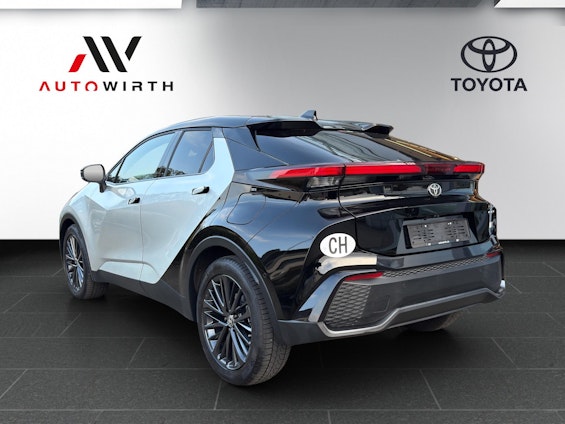 Vehicle image 6 Vehicle image 6