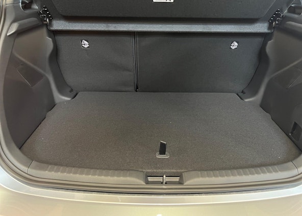 Vehicle image 14 Vehicle image 14