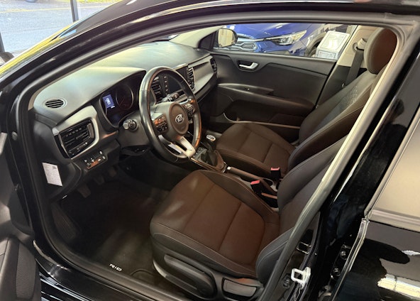 Vehicle image 8 Vehicle image 8