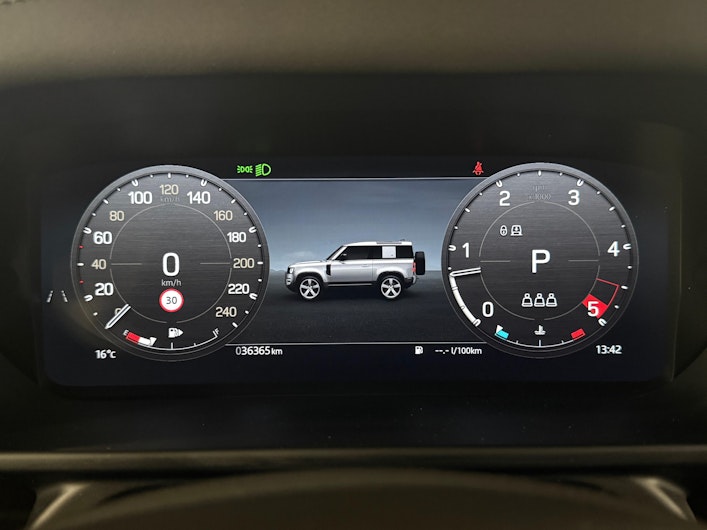 image du véhicule LAND ROVER DEFENDER