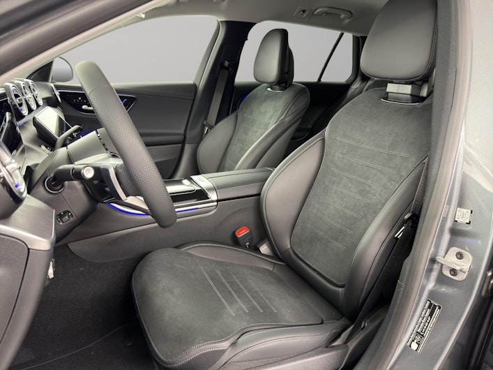 Vehicle image MERCEDES-BENZ C 220