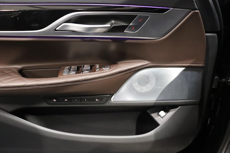 Vehicle image BMW 7 SERIES