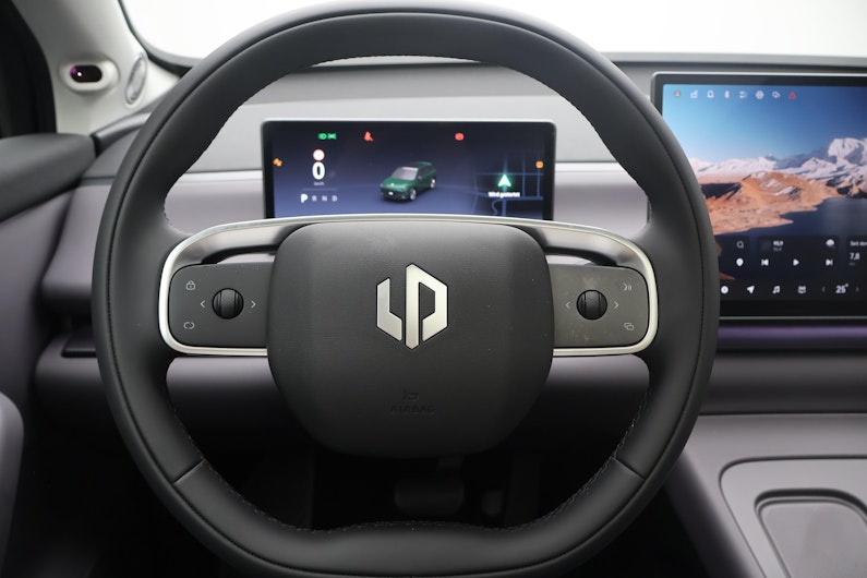 Vehicle image LEAPMOTOR C10