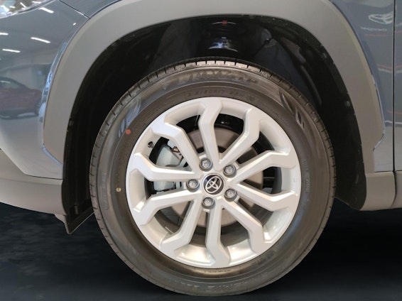 Vehicle image 18 Vehicle image 18