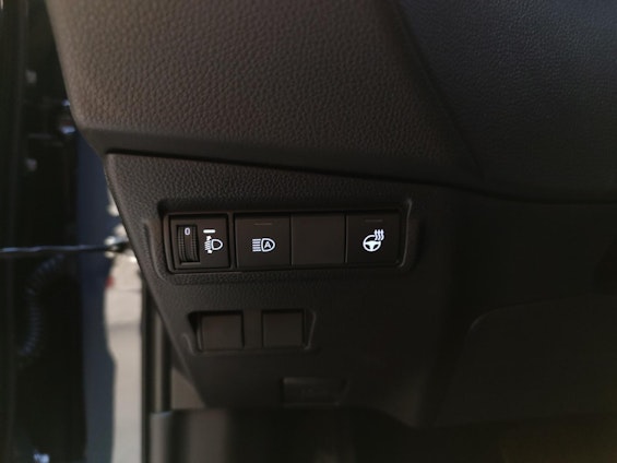 Vehicle image 19 Vehicle image 19