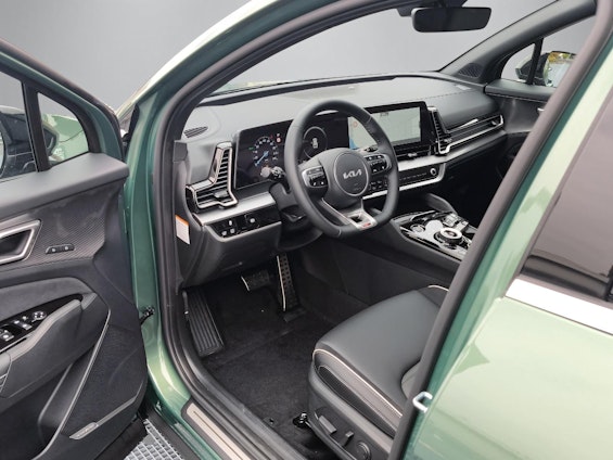 Vehicle image 12 Vehicle image 12