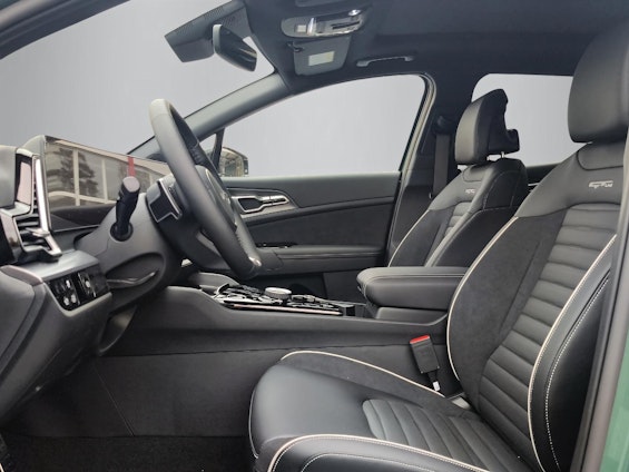 Vehicle image 2 Vehicle image 2