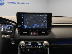 https://vehicle.imgix.net/4039940/237a5f51-0f7c-4559-bc8f-e5c9c9e07059.jpg