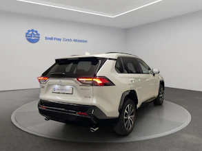 https://vehicle.imgix.net/4039940/8b673808-fa1f-4aec-ba0f-a78cee772b35.jpg