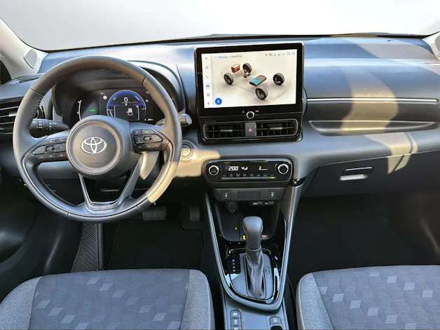 Toyota Yaris 1.5 VVT-i HSD Trend