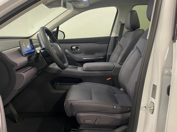 Vehicle image LEAPMOTOR C10