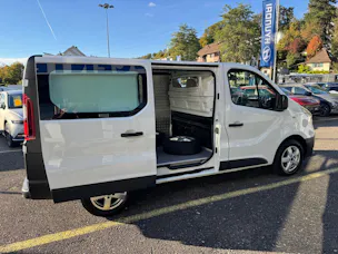 Renault Trafic Ene dCi120 2.0 Bus L1H1 Erhöhte Nutzlast 1601 KG