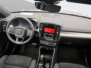 Volvo XC40 B4 Benzin Mild Hybrid Ultra Dark DCT