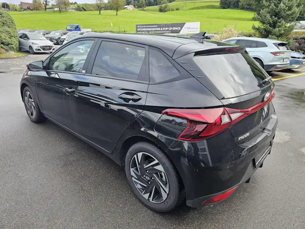 Hyundai i20 1.0 T-GDi Amplia DCT