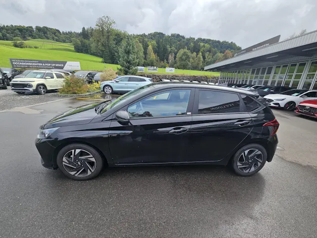 Hyundai i20 1.0 T-GDi Amplia DCT