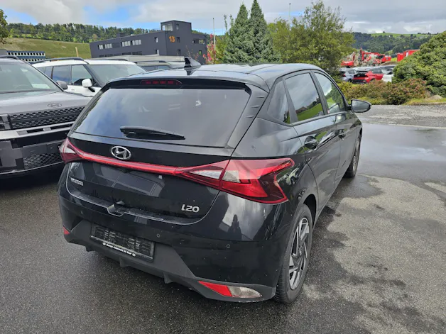 Hyundai i20 1.0 T-GDi Amplia DCT