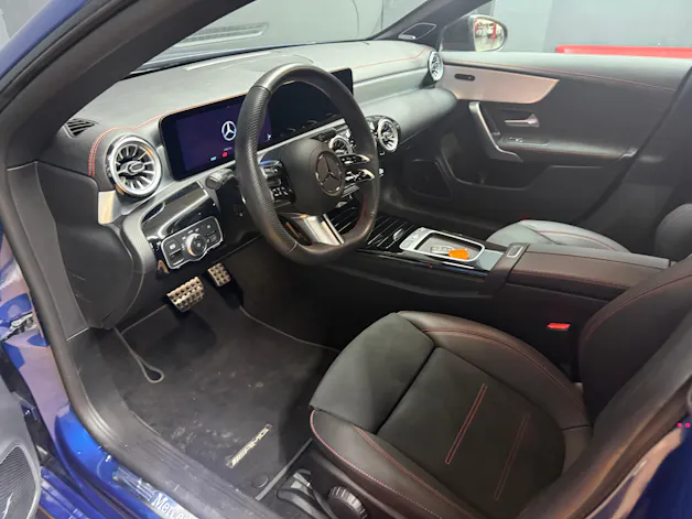 Mercedes-Benz CLA 200 - AMG / Rückfahrkamera / Soundsystem / Ambiente-Licht