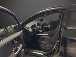 Mercedes-Benz GLA 180 7G-DCT
