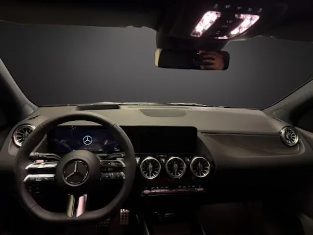 Mercedes-Benz GLA 180 7G-DCT