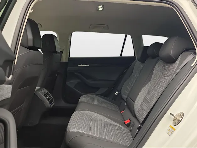 Škoda Superb Combi 2.0 TDi Selection 4x4 DSG