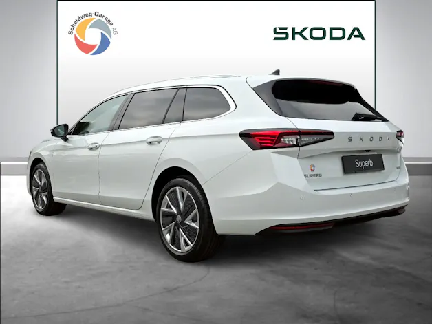 Škoda Superb Combi 2.0 TDi Selection 4x4 DSG