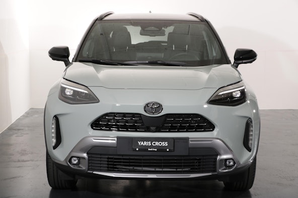 Vehicle image 15