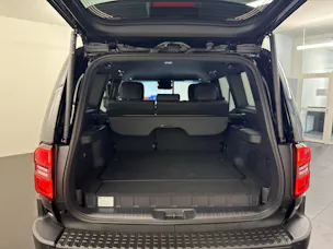 Toyota Land Cruiser 2.8 D 48V Style
