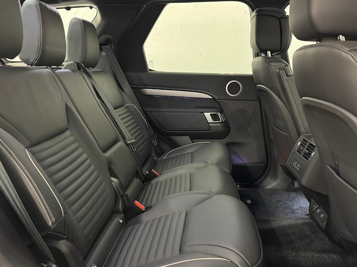 Vehicle image LAND ROVER DISCOVERY