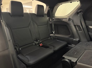 Vehicle image LAND ROVER Discovery 3.0 I6 Dynamic HSE