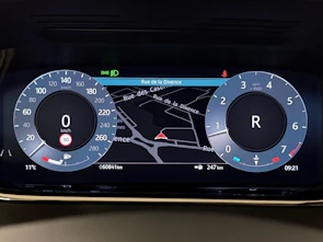 image du véhicule LAND ROVER Range Rover Evoque 2.0 T 250 R-Dynamic Autobiography