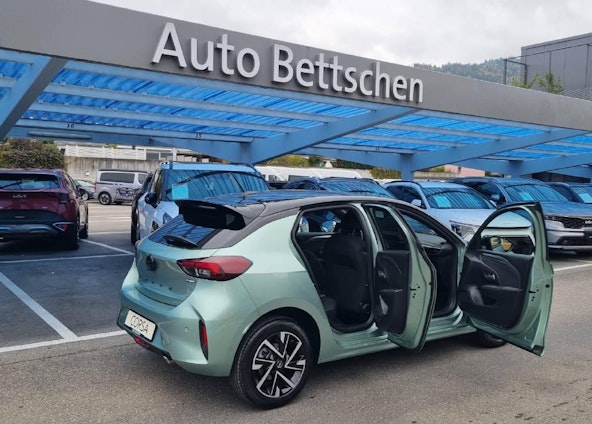 Vehicle image 6 Vehicle image 6