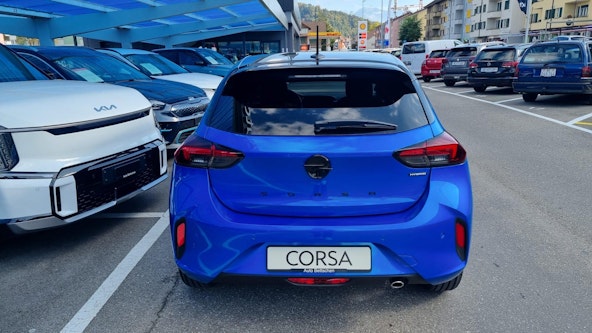 Vehicle image 4 Vehicle image 4