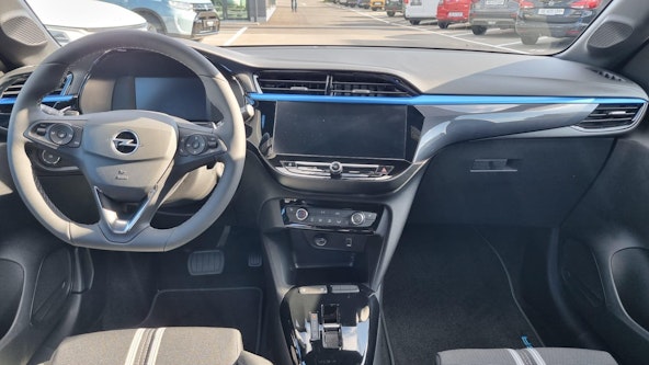 Vehicle image 6 Vehicle image 6