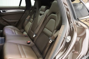 Vehicle image PORSCHE Panamera Sport Turismo 2.9 V6 4 E-Hybrid