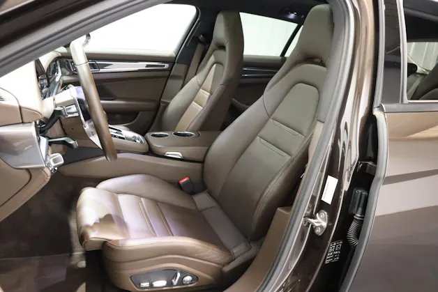 Porsche Panamera Sport Turismo 2.9 V6 4 E-Hybrid