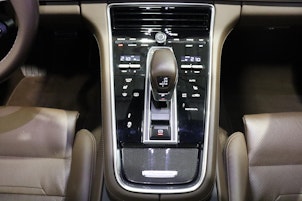 Vehicle image PORSCHE Panamera Sport Turismo 2.9 V6 4 E-Hybrid