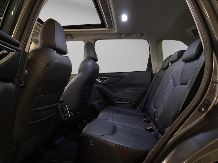 Vehicle image SUBARU FORESTER