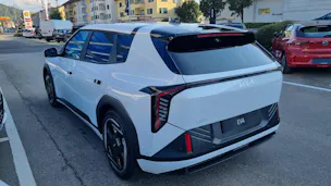 Kia EV4 81 kWh Earth+