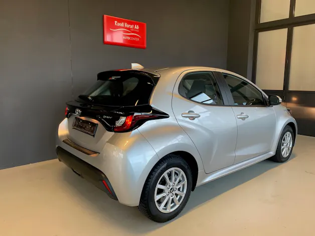 Toyota Yaris 1.5 VVT-i HSD Comfort