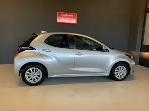 Toyota Yaris 1.5 VVT-i HSD Comfort