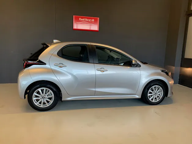 Toyota Yaris 1.5 VVT-i HSD Comfort