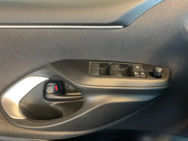 Toyota Yaris 1.5 VVT-i HSD Comfort